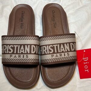 Big kid (girls) slide shoes